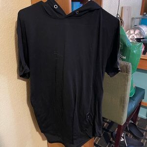 Men’s Short Sleeved Hooded Shirt